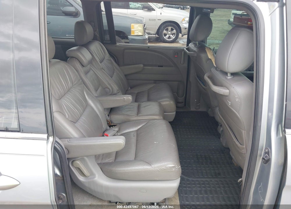 2008 HONDA ODYSSEY EX-L VIN: 5FNRL38728B095806