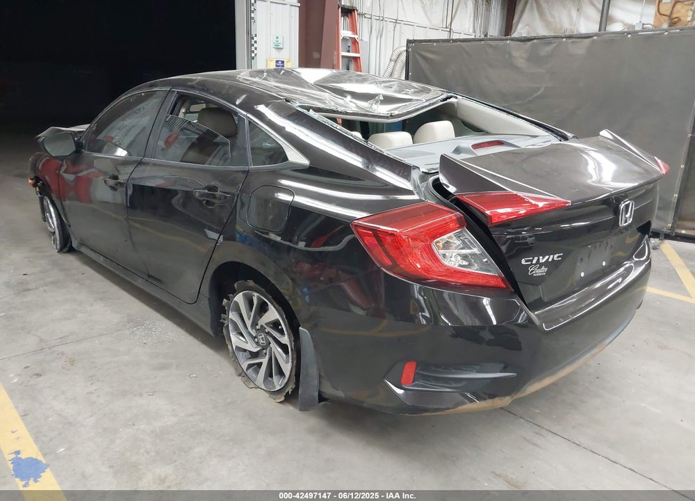 2018 HONDA CIVIC VIN: 2HGFC2F79JH578694