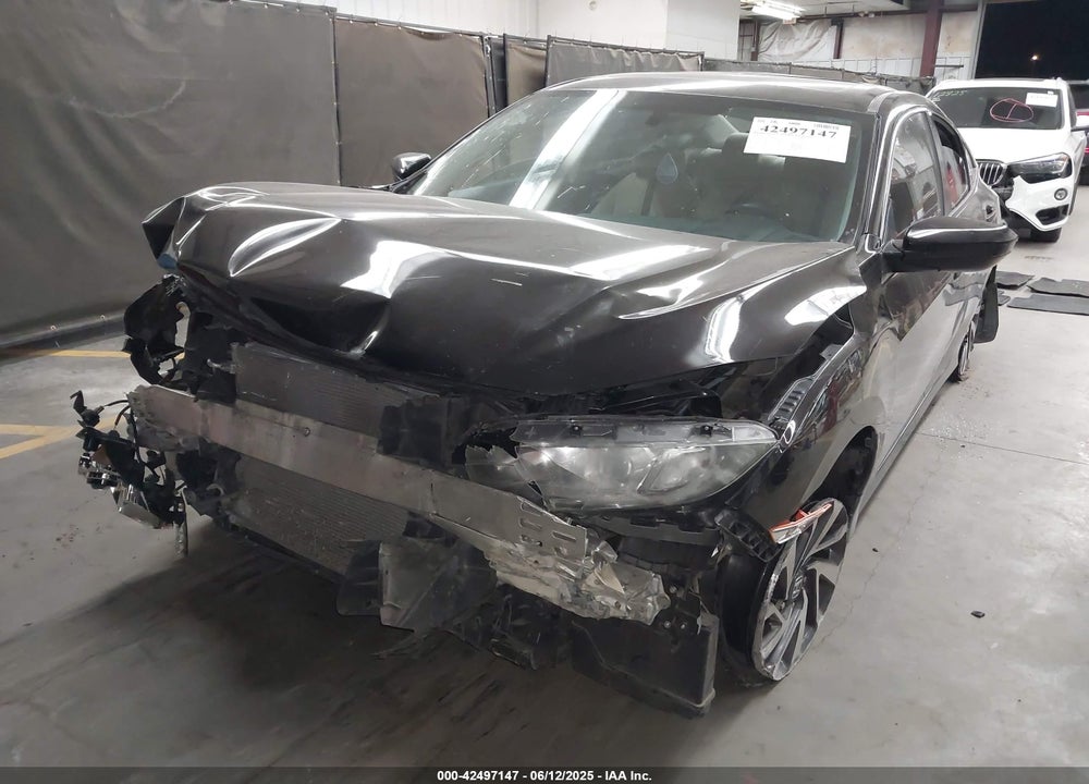 2018 HONDA CIVIC VIN: 2HGFC2F79JH578694