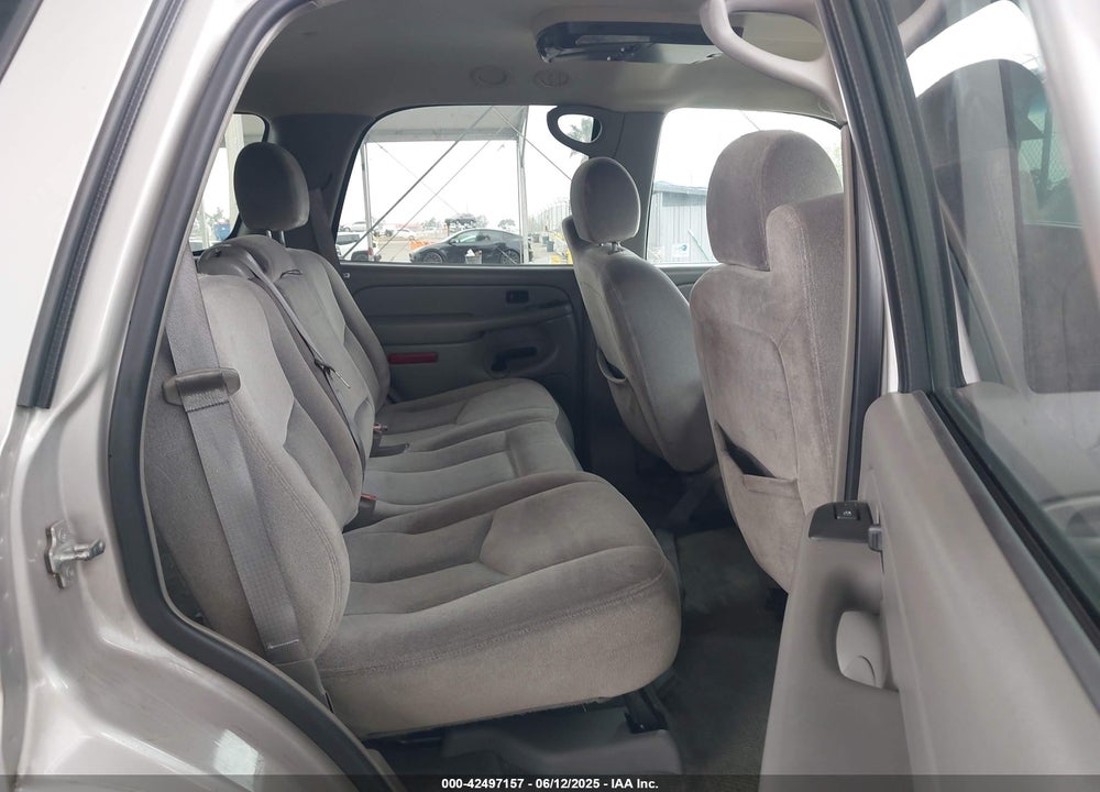 2005 GMC YUKON SLE VIN: 1GKEC13V65J250116