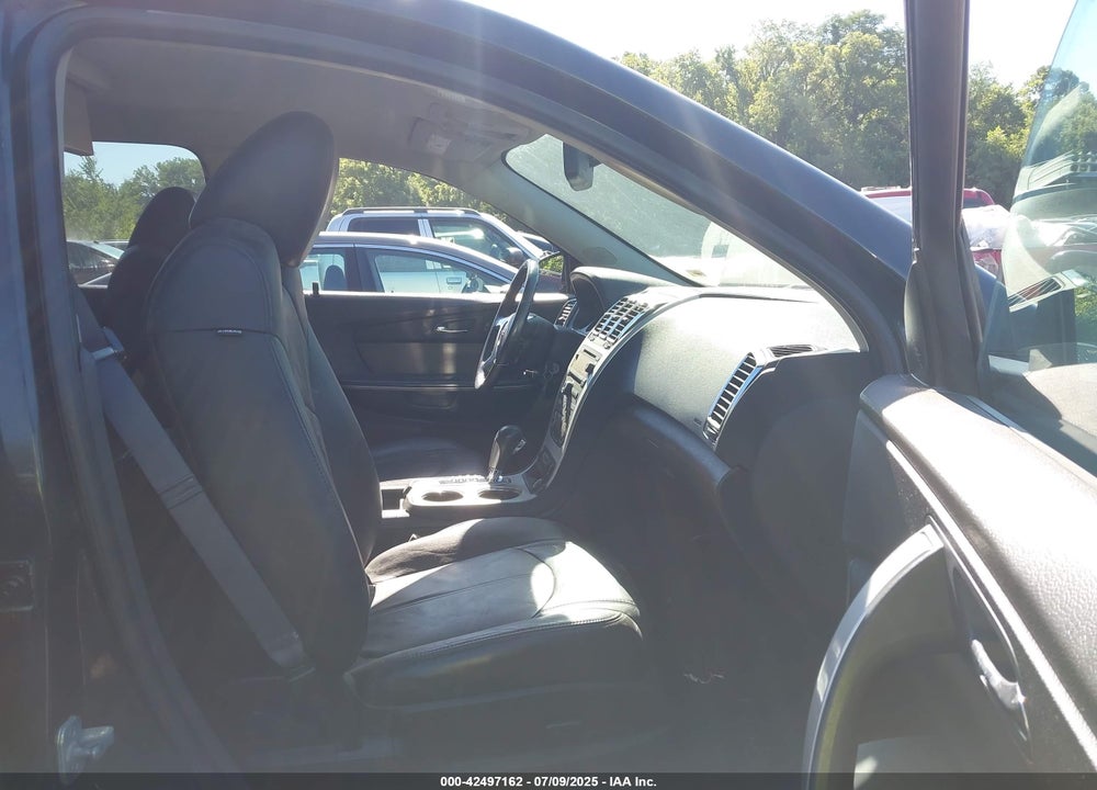 2011 GMC ACADIA VIN: 1GKKVRED4BJ180062