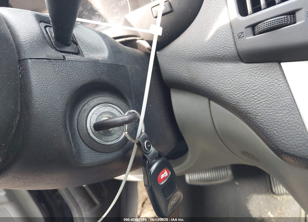 2010 HYUNDAI ELANTRA VIN: KMHDU4AD5AU873439