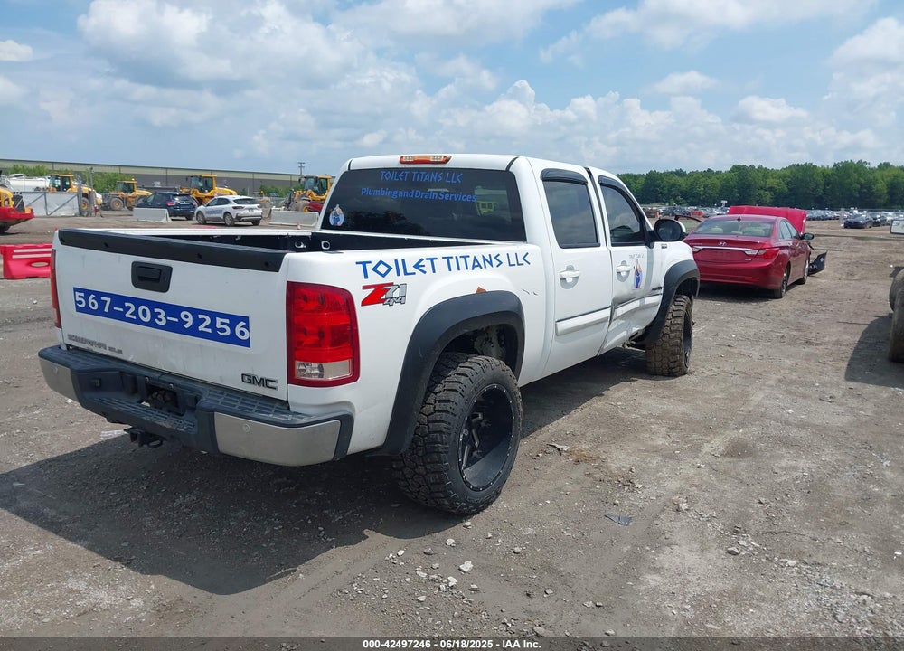 2011 GMC SIERRA 1500 VIN: 3GTP2VE3XBG108651
