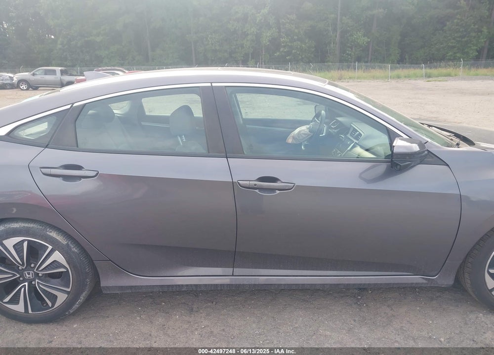 2017 HONDA CIVIC VIN: 19XFC1F79HE208179