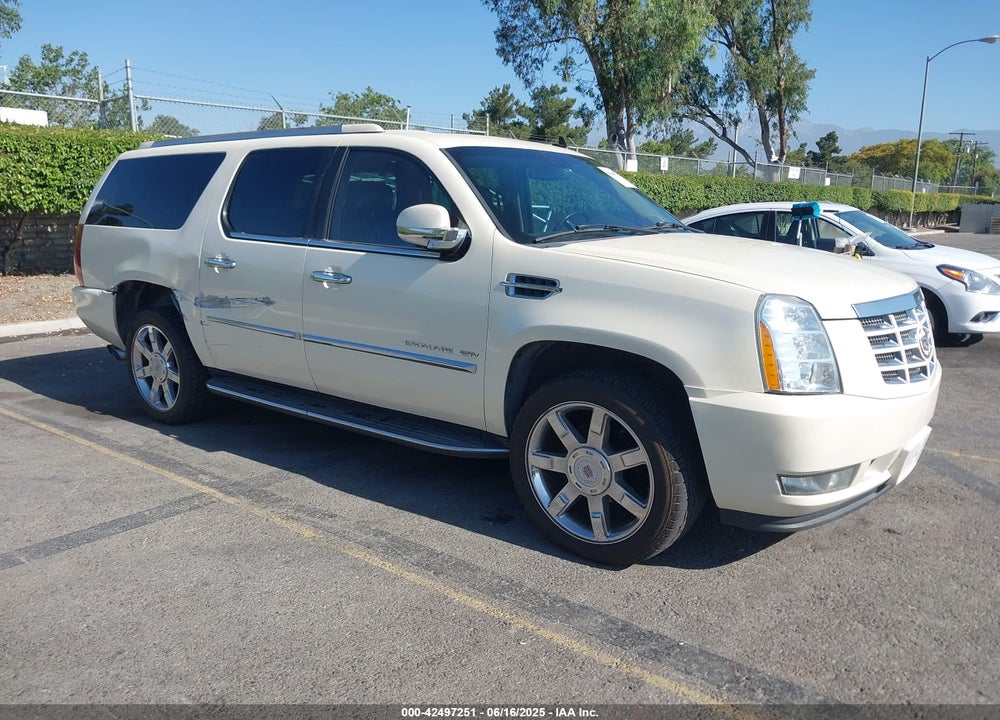 2007 GMC YUKON XL 1500 SLT VIN: 1GKFC16057R332332