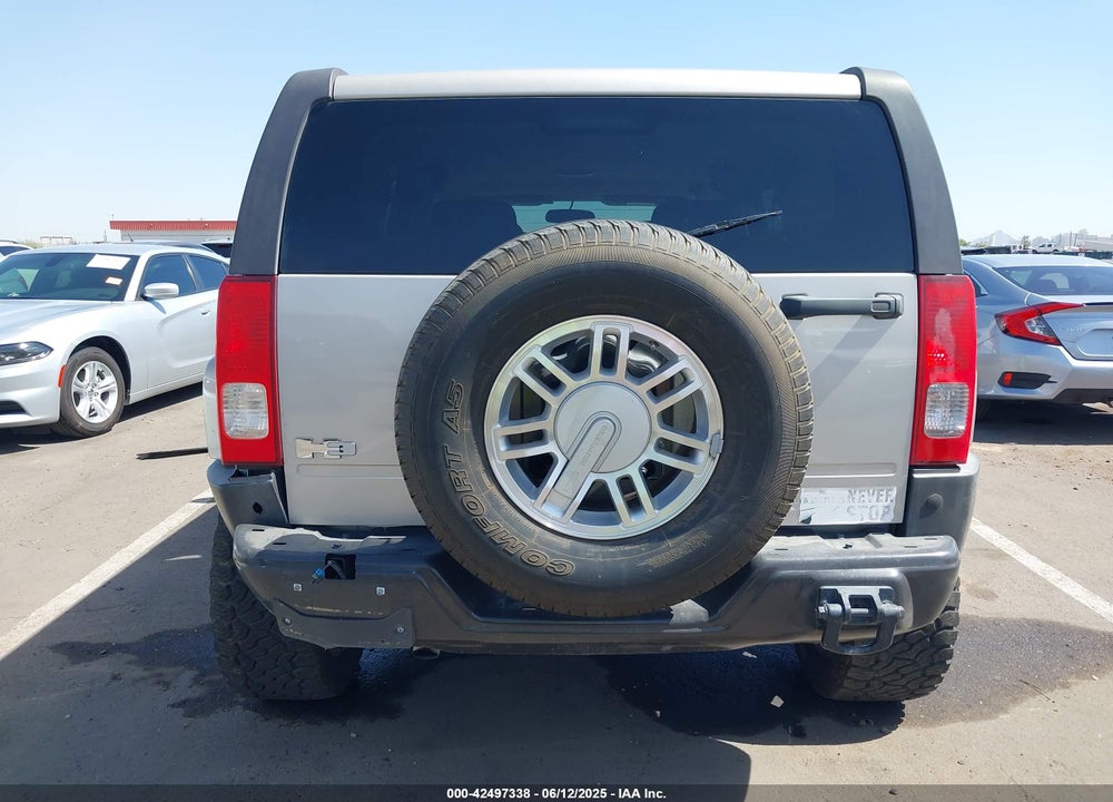 2007 HUMMER H3 SUV VIN: 5GTDN13E578169967