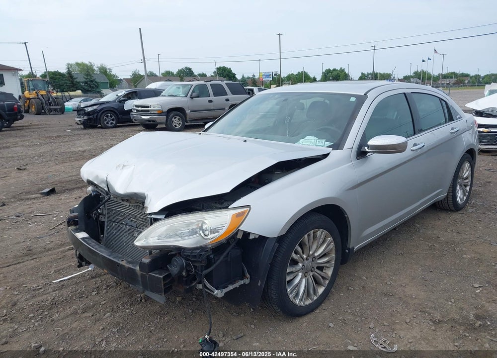 2011 CHRYSLER 200 VIN: 1C3BC2FG7BN526765