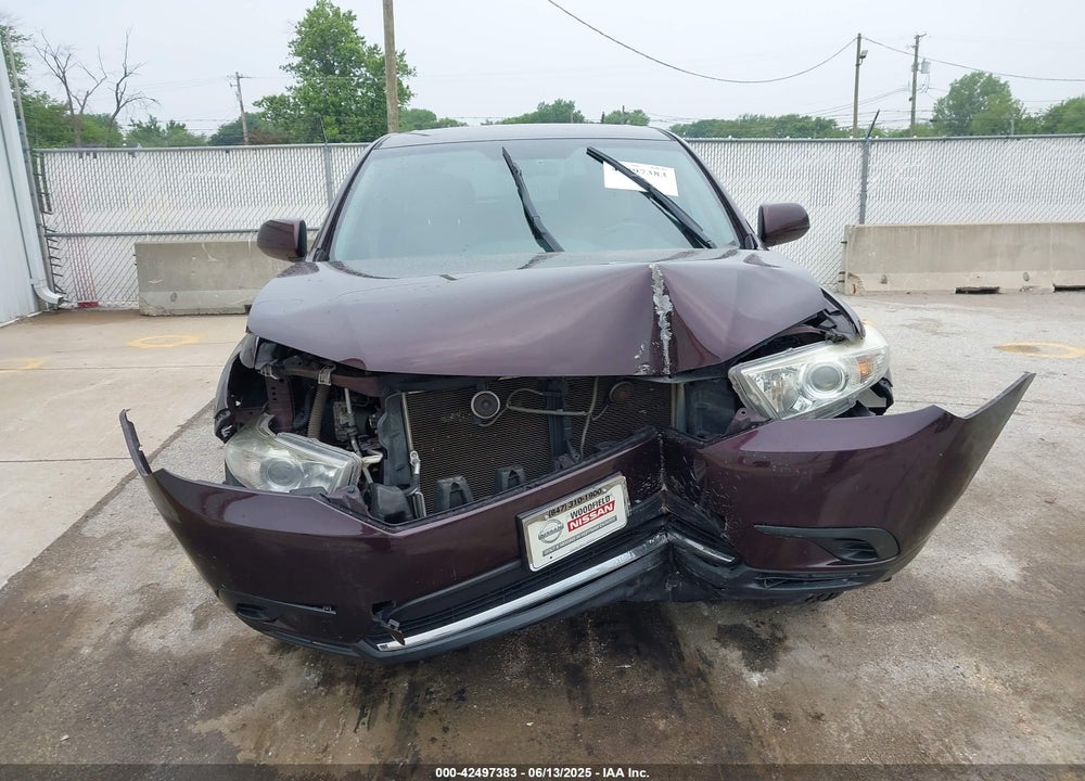 2013 TOYOTA HIGHLANDER VIN: 5TDBK3EH9DS218413