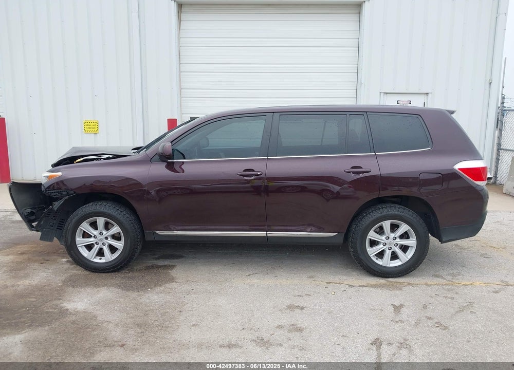 2013 TOYOTA HIGHLANDER VIN: 5TDBK3EH9DS218413