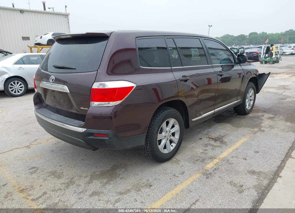 2013 TOYOTA HIGHLANDER VIN: 5TDBK3EH9DS218413