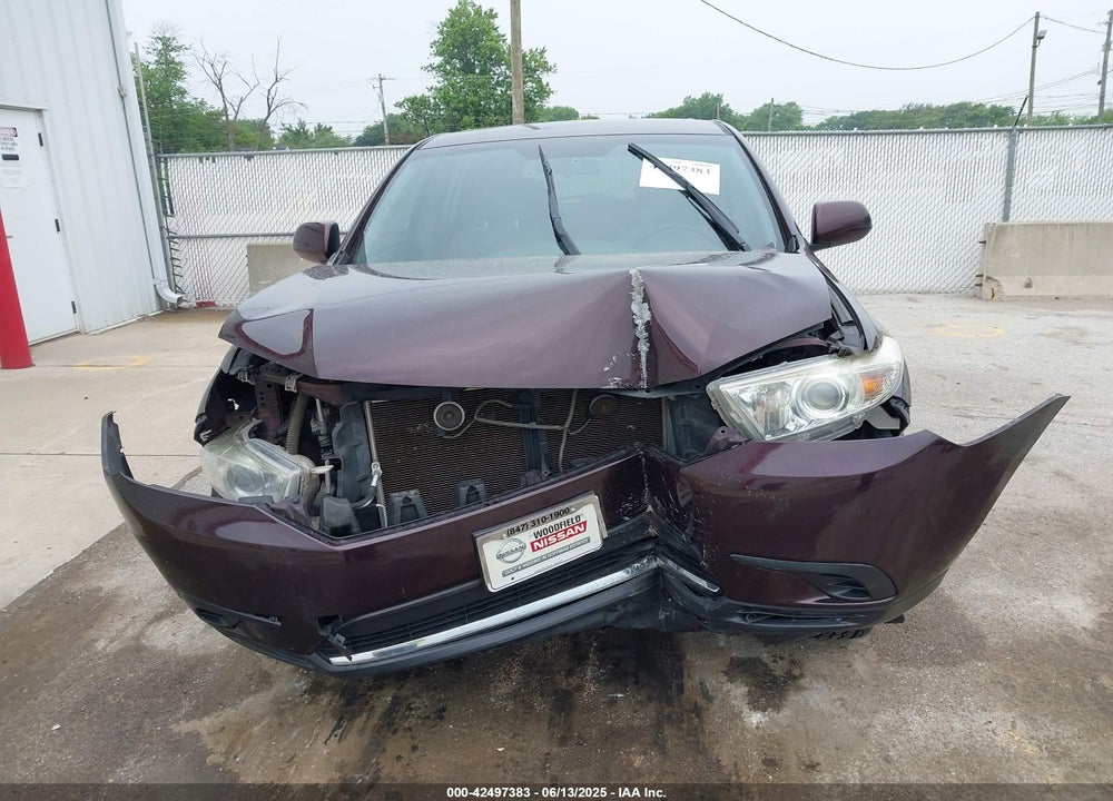 2013 TOYOTA HIGHLANDER VIN: 5TDBK3EH9DS218413