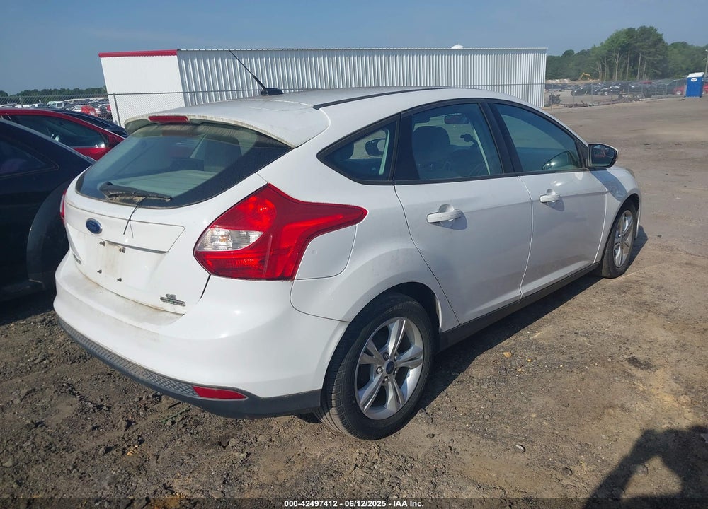 2014 FORD FOCUS SE VIN: 1FADP3K29EL395949