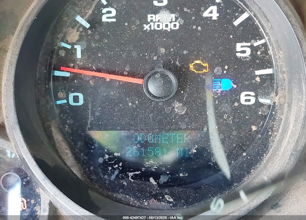 2010 CHEVROLET SILVERADO 1500 VIN: 1GCSKPE39AZ214240