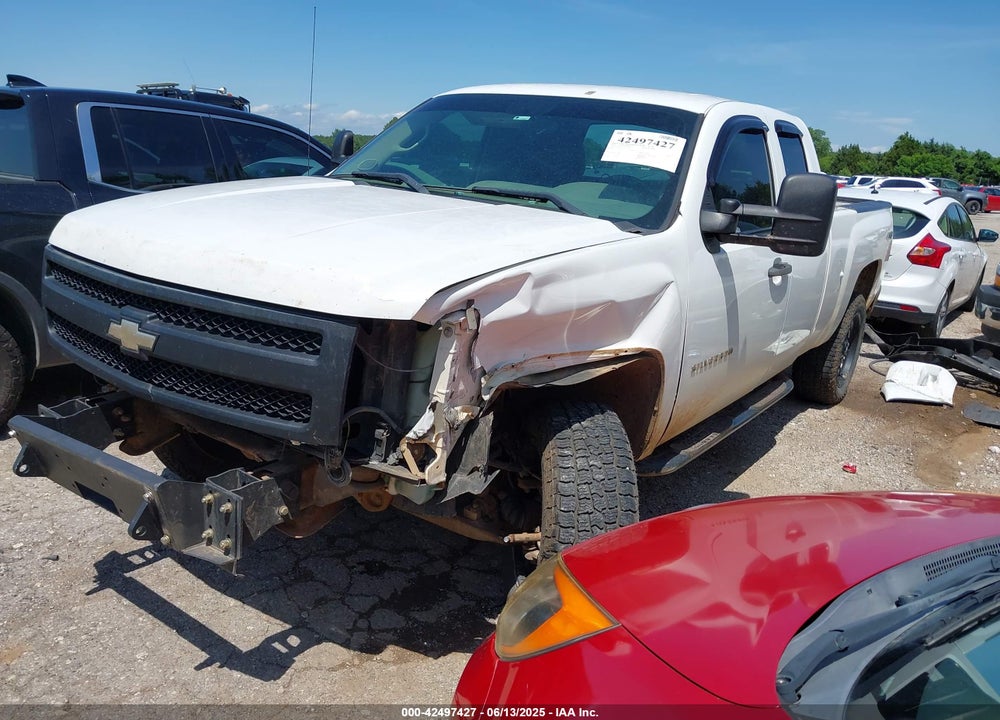 2010 CHEVROLET SILVERADO 1500 VIN: 1GCSKPE39AZ214240