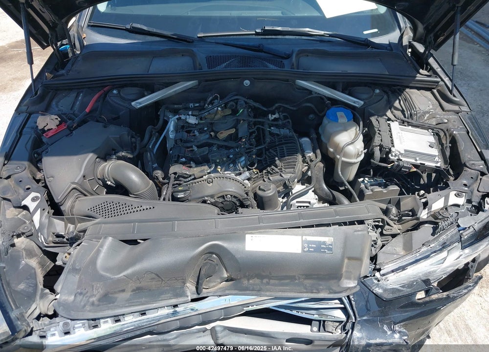 2017 AUDI A4 VIN: WAUGMAF42HN059033