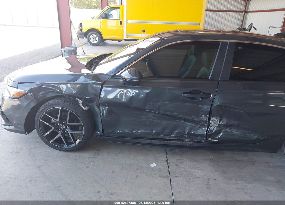 2023 HONDA CIVIC VIN: 19XFL1H83PE006877