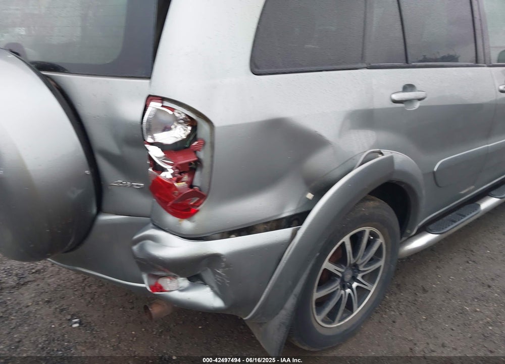 2004 TOYOTA RAV4 VIN: JTEHD20V440007842