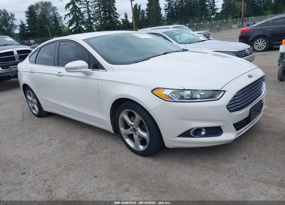 2015 FORD FUSION SE VIN: 3FA6P0H94FR258707