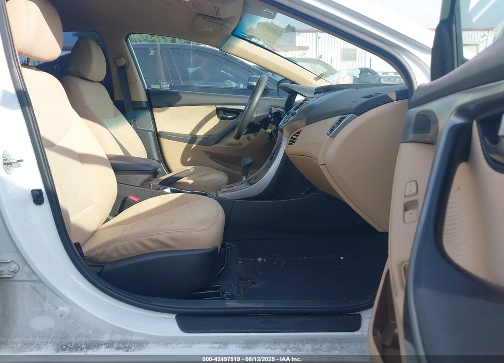 2013 HYUNDAI ELANTRA VIN: 5NPDH4AE8DH306867