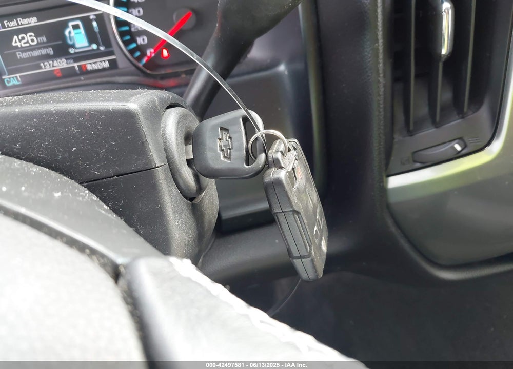 2015 CHEVROLET SILVERADO 1500 VIN: 3GCUKREC1FG207617