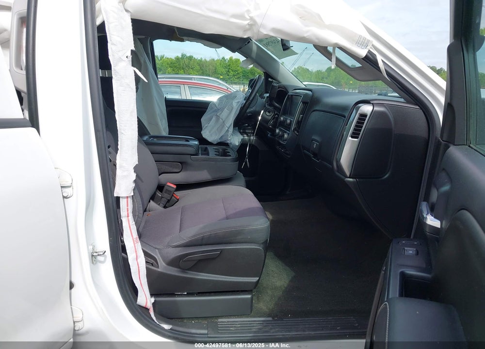 2015 CHEVROLET SILVERADO 1500 VIN: 3GCUKREC1FG207617