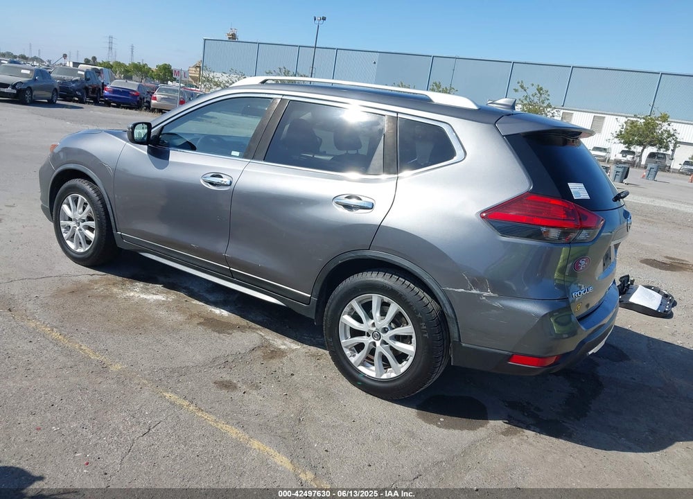 2017 NISSAN ROGUE VIN: JN8AT2MT1HW153012