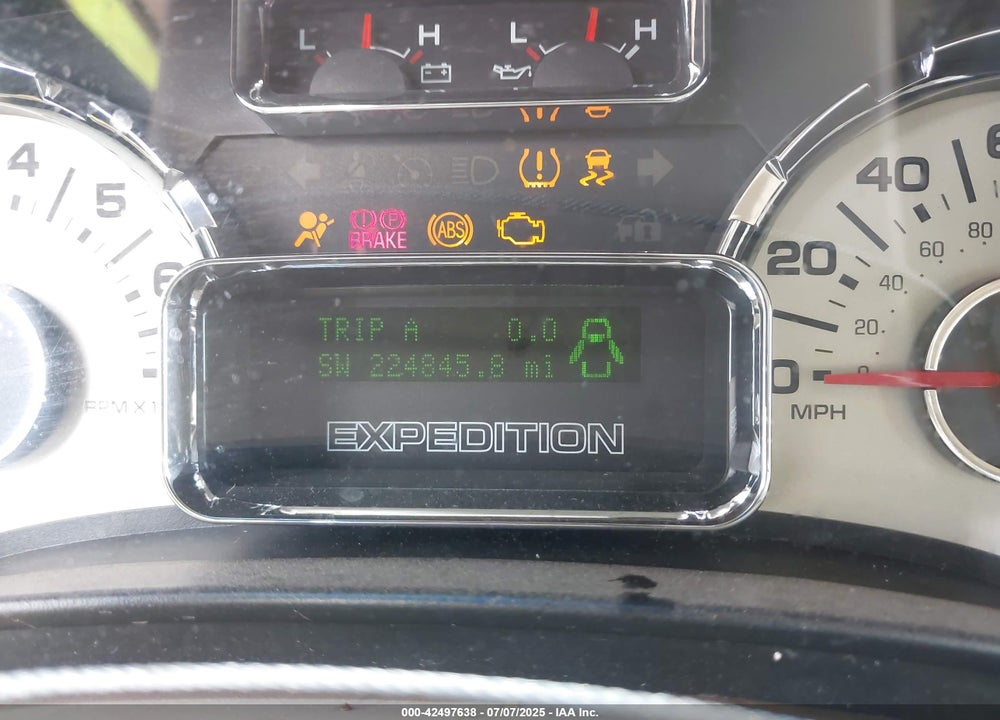 2010 FORD EXPEDITION VIN: 1FMJU1H56AEA29405