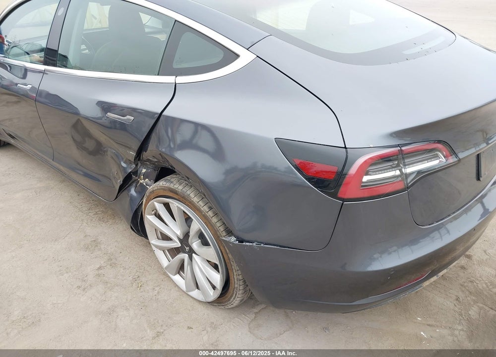 2019 TESLA MODEL 3 VIN: 5YJ3E1EA5KF412599