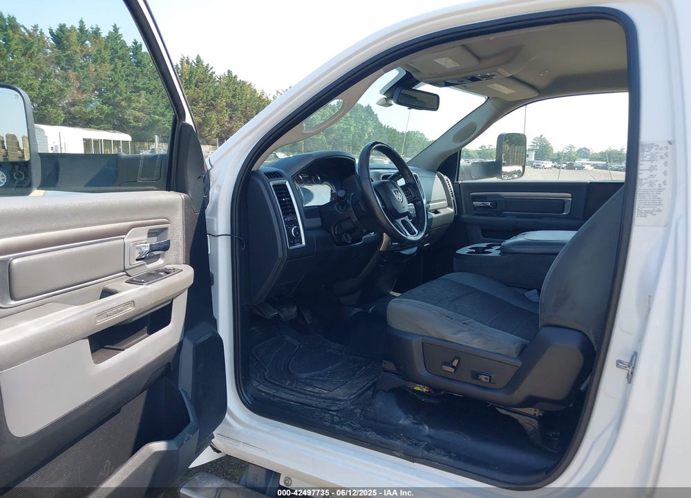 2017 RAM 4500 CHASSIS TRADESMAN/SLT VIN: 3C7WRLAL9HG695857