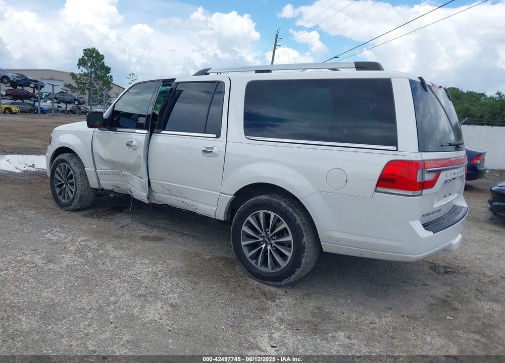 2017 LINCOLN NAVIGATOR L VIN: 5LMJJ3JT2HEL04384