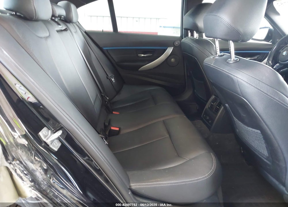 2017 BMW 340 VIN: WBA8B3G34HNU35873