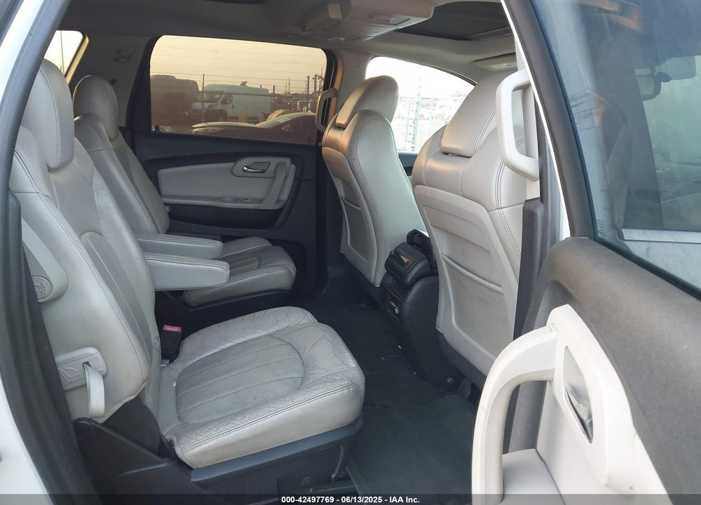 2010 CHEVROLET TRAVERSE LTZ VIN: 1GNLRHEDXAS156167