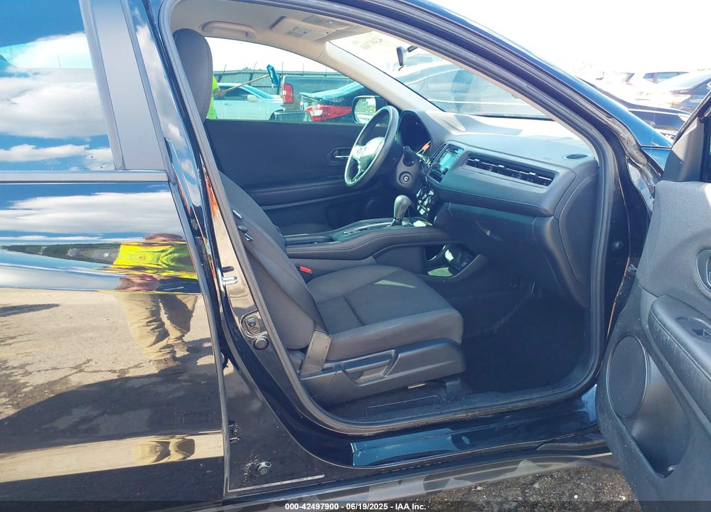 2019 HONDA HR-V VIN: 3CZRU6H3XKG720119