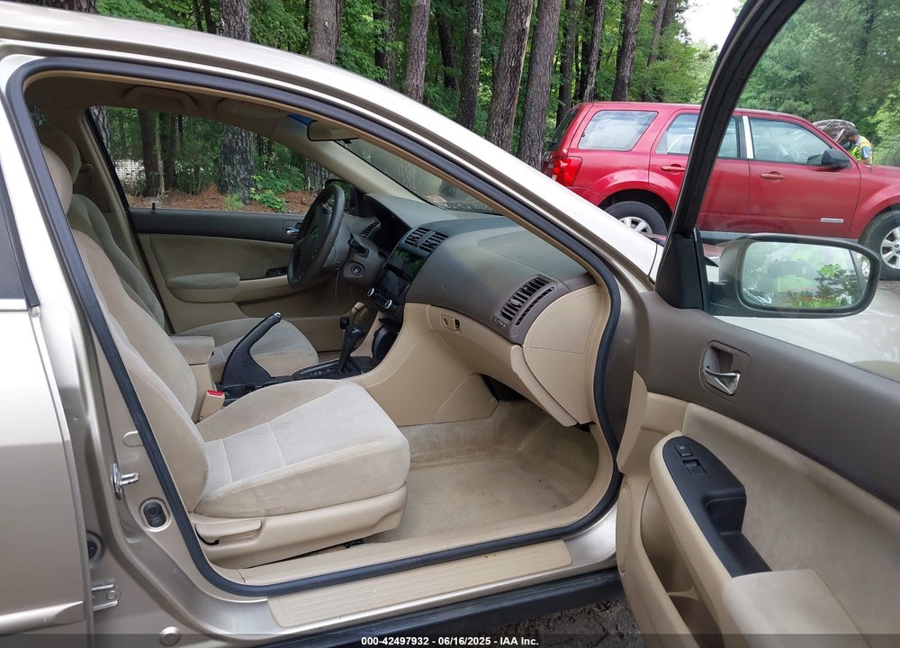 2003 HONDA ACCORD 2.4 LX VIN: 1HGCM56323A020413