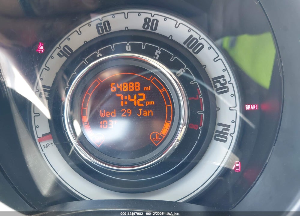 2016 FIAT 500 VIN: 3C3CFFAR0GT161347