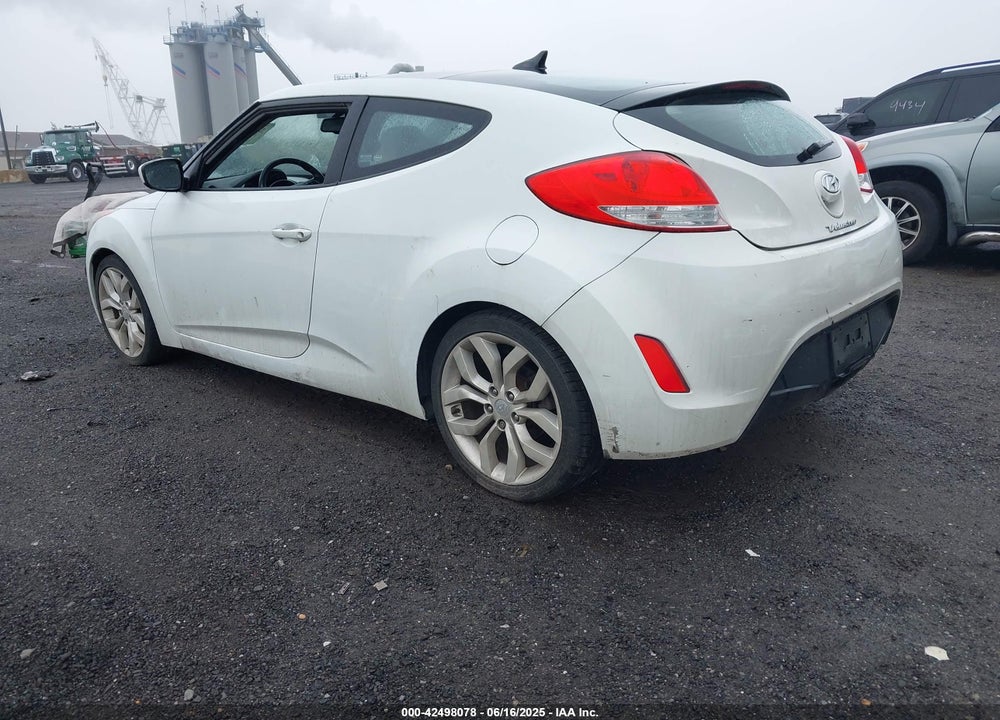 2013 HYUNDAI VELOSTER BASE W/GRAY VIN: KMHTC6AD5DU089115