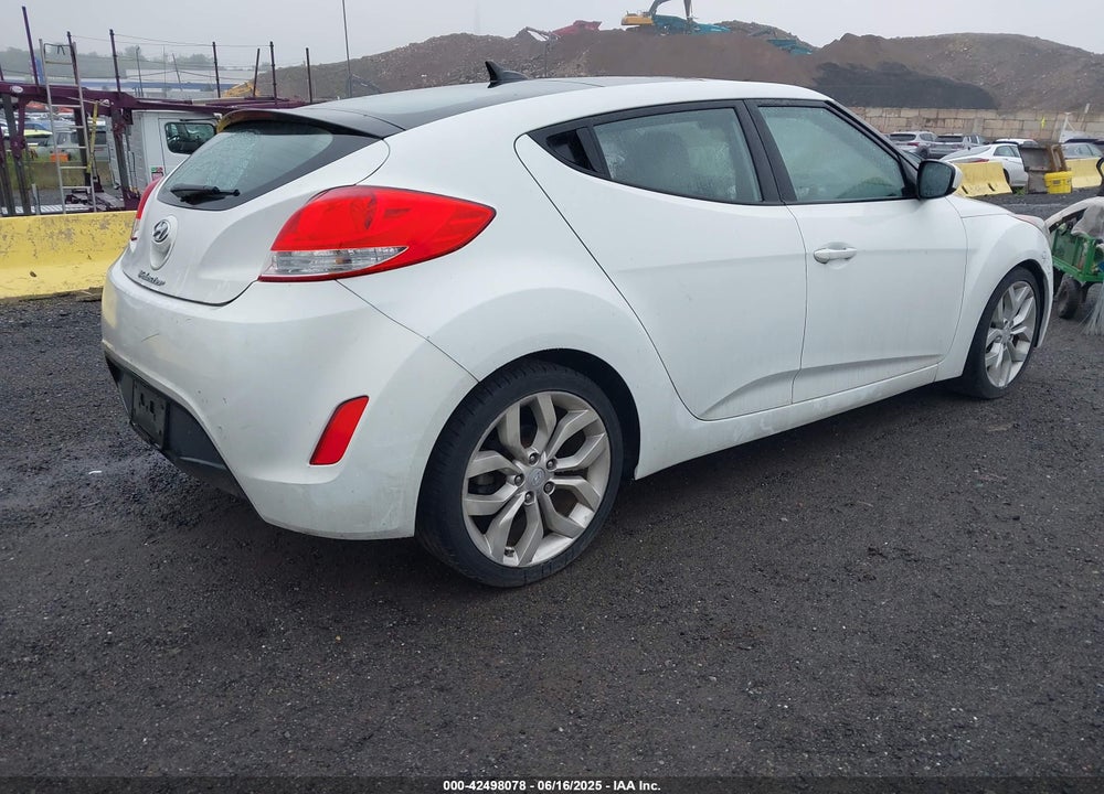 2013 HYUNDAI VELOSTER BASE W/GRAY VIN: KMHTC6AD5DU089115
