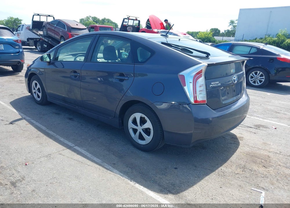 2015 TOYOTA PRIUS THREE VIN: JTDKN3DU4F2004333
