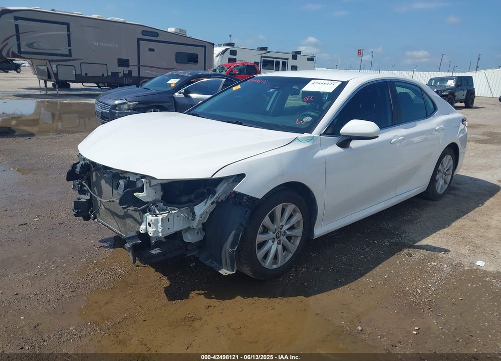2020 TOYOTA CAMRY LE VIN: 4T1C11AK1LU929932