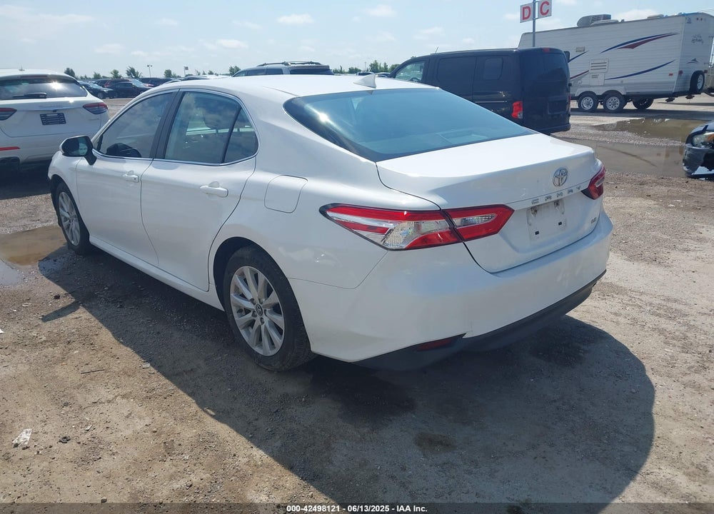 2020 TOYOTA CAMRY LE VIN: 4T1C11AK1LU929932