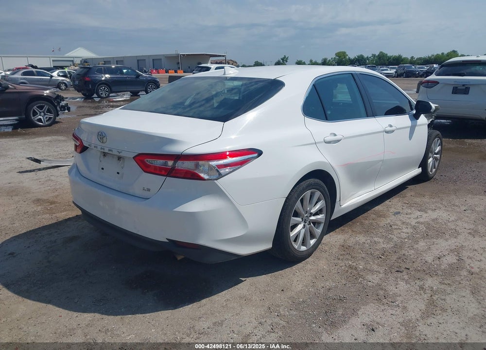 2020 TOYOTA CAMRY LE VIN: 4T1C11AK1LU929932