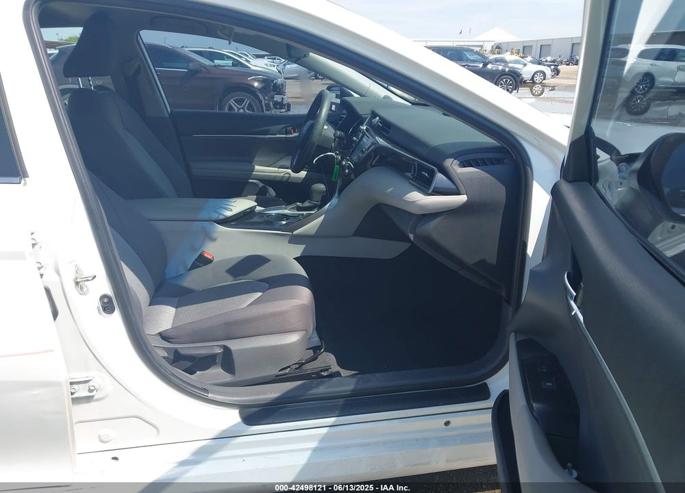 2020 TOYOTA CAMRY LE VIN: 4T1C11AK1LU929932