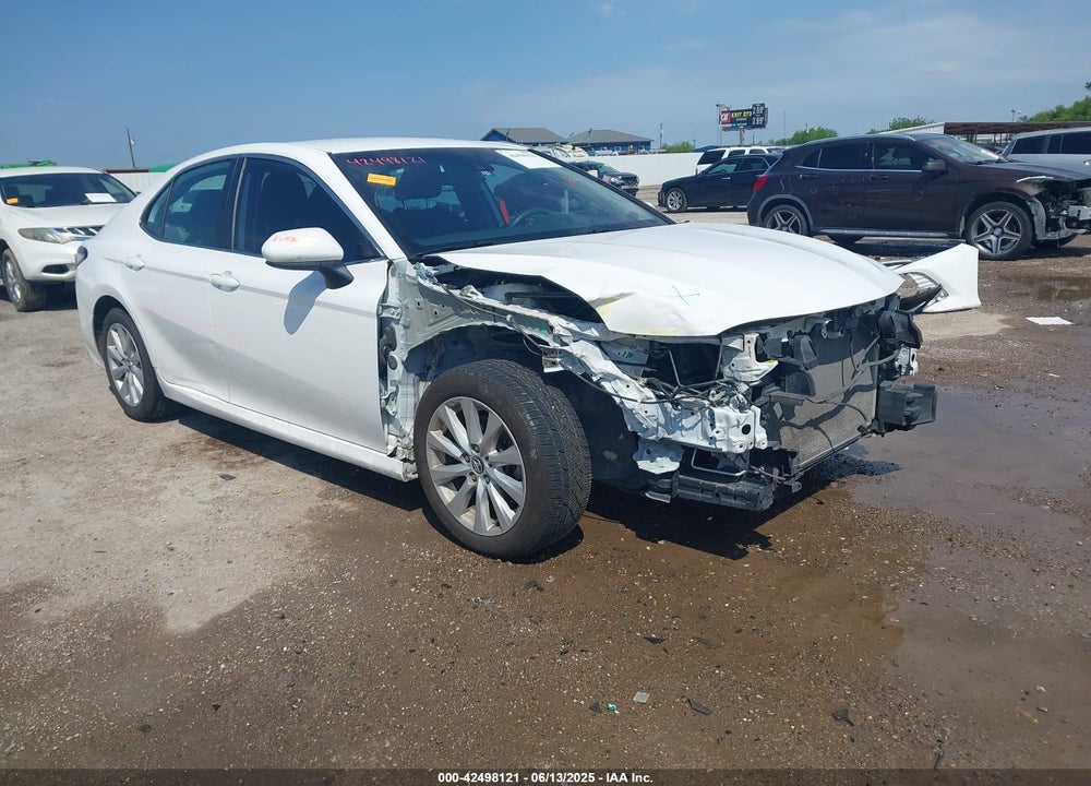2020 TOYOTA CAMRY LE VIN: 4T1C11AK1LU929932
