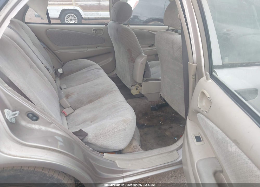 2000 TOYOTA COROLLA CE VIN: 2T1BR12E6YC318364