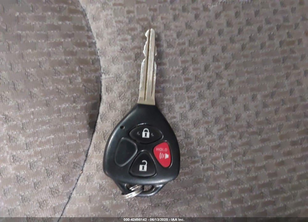 2007 TOYOTA RAV4 VIN: JTMBD33V475121357