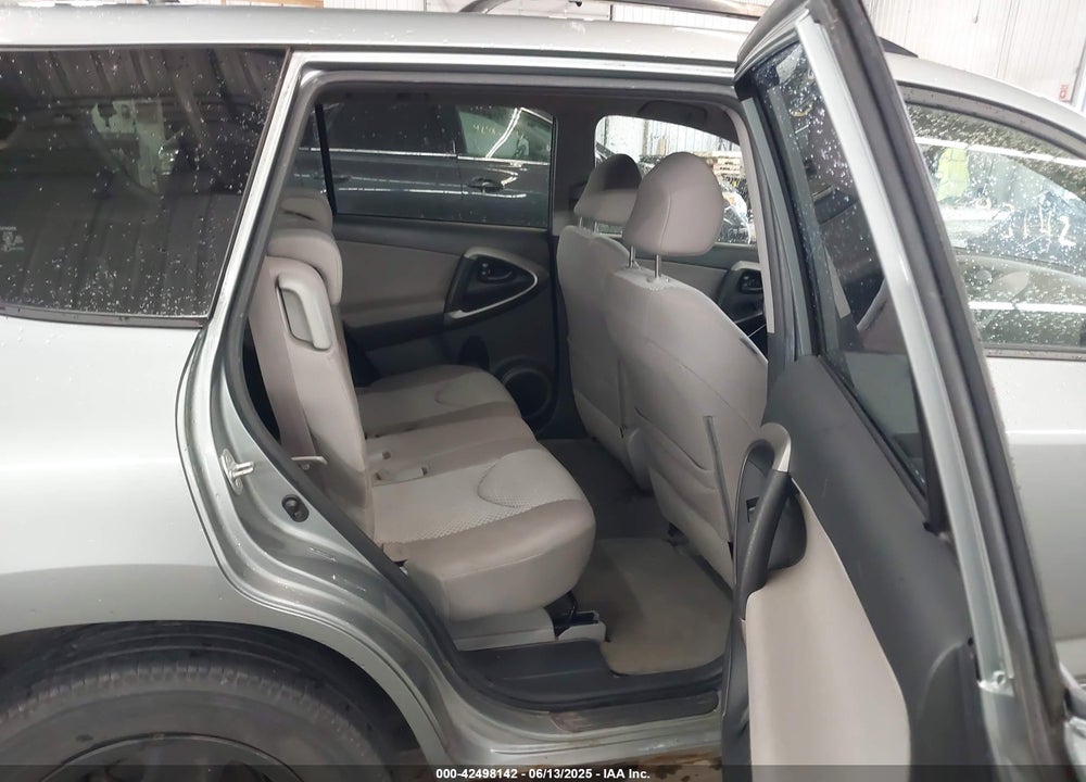 2007 TOYOTA RAV4 VIN: JTMBD33V475121357