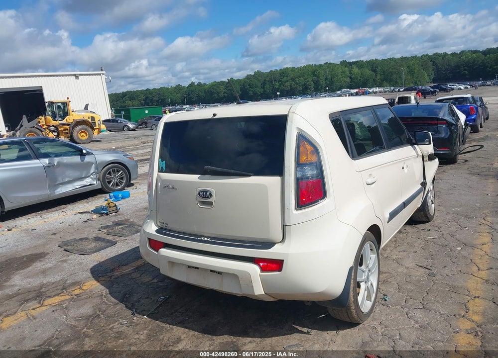2011 KIA SOUL VIN: KNDJT2A29B7724948