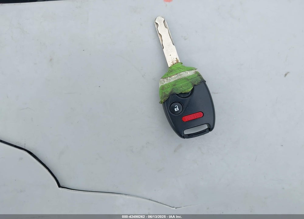 2005 HONDA PILOT EX-L VIN: 2HKYF18685H565316