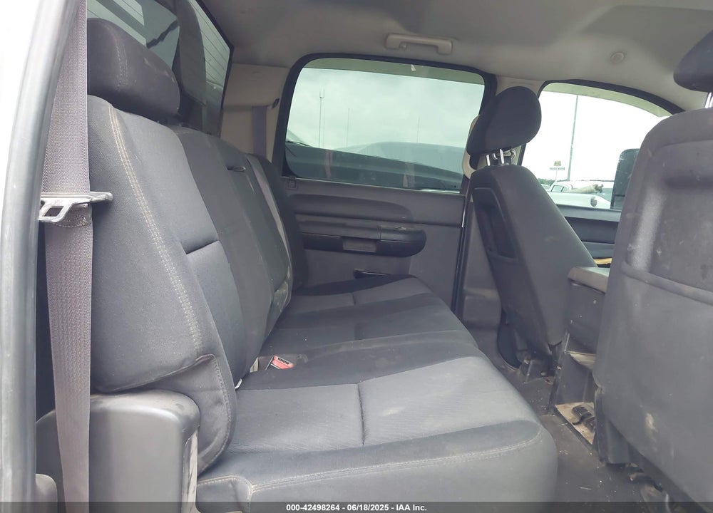 2011 CHEVROLET SILVERADO 3500HD LT VIN: 1GC4K0C86BF224869