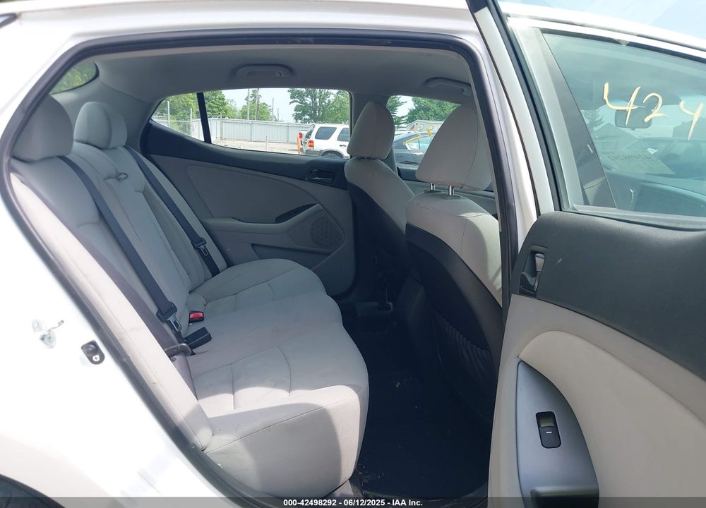 2015 KIA OPTIMA VIN: KNAGM4A76F5598271
